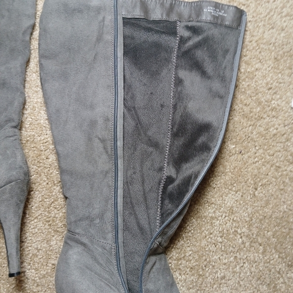 (#233) Anna Michelle Side Ruffle 20"L Boots - Picture 11 of 16